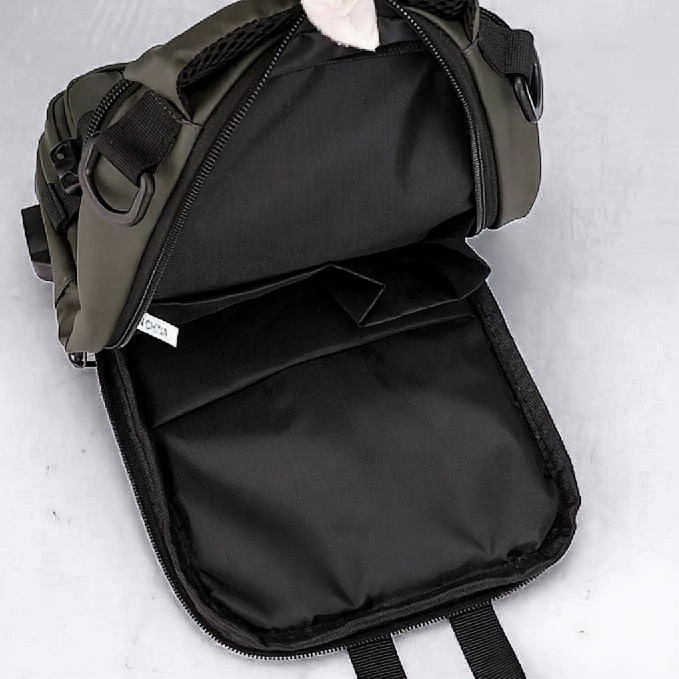 Smart Sling Bag with USB Charging Port β Stay Connected & Hands-Free On the Go